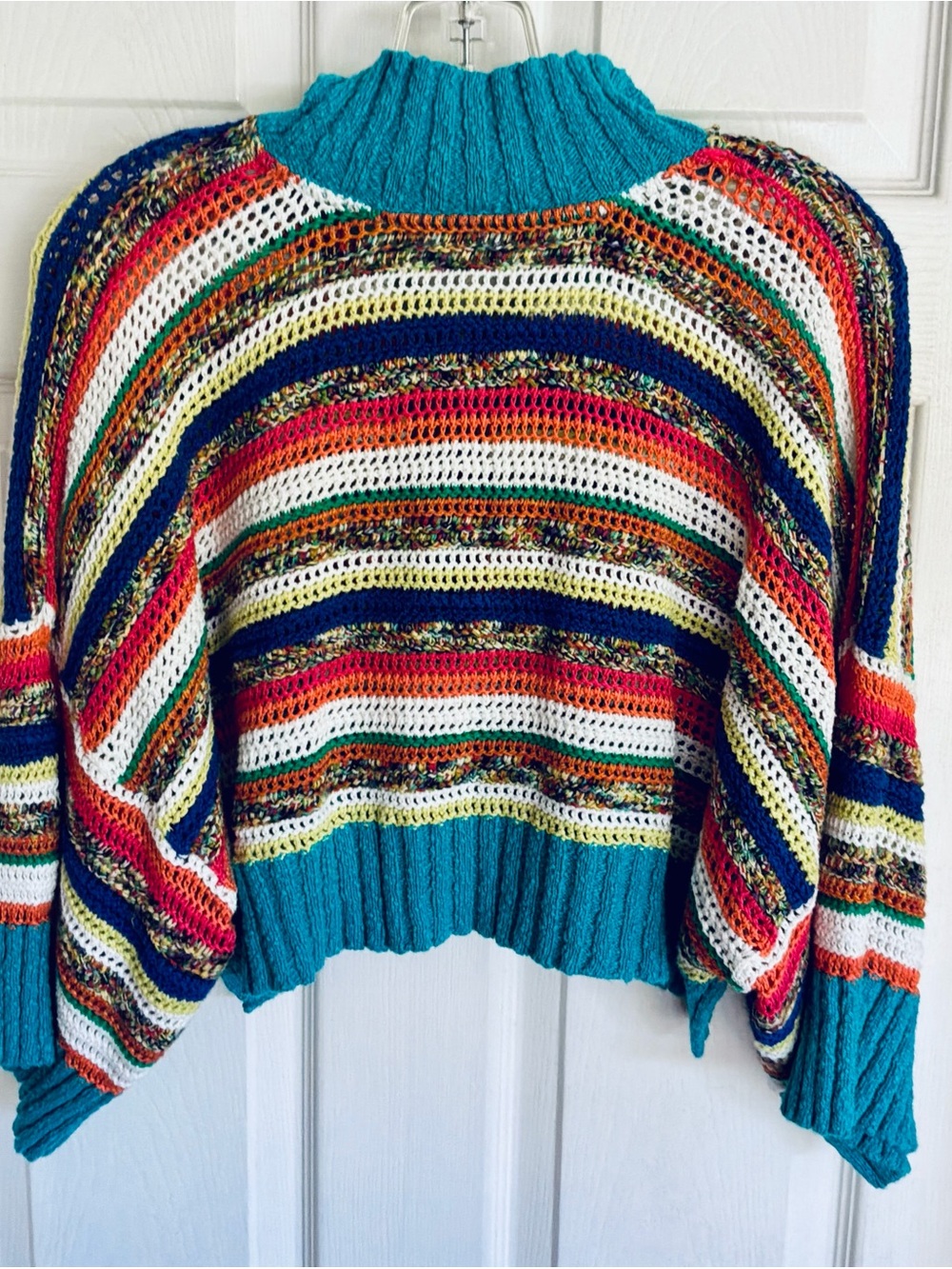 FREE PEOPLE..oversized sweater - Picture 5 of 8